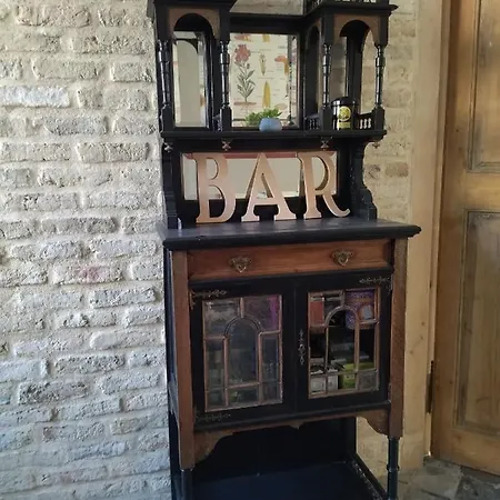 B&B D'hotes Le Carillon 베르그