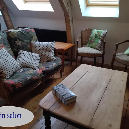 D'hotes Le Carillon Bed & Breakfast *