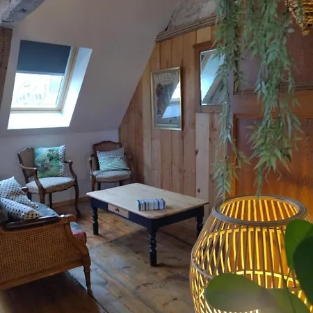 D'hotes Le Carillon Bed and breakfast 4*