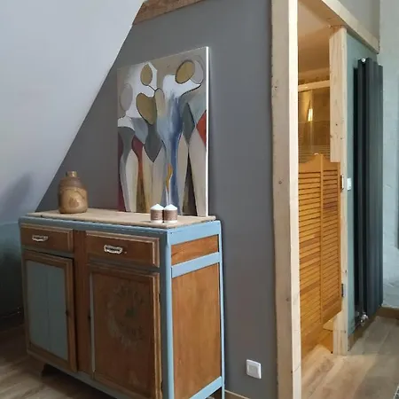 D'hotes Le Carillon Bed & Breakfast *