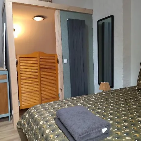 D'hotes Le Carillon Bed & Breakfast *