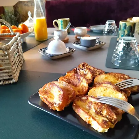 D'hotes Le Carillon Bed & Breakfast Bergues