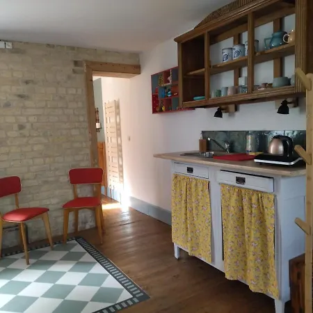 D'hotes Le Carillon 3*