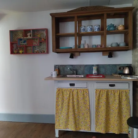 D'hotes Le Carillon Bed & Breakfast