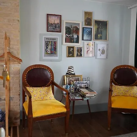 D'hotes Le Carillon Bed and breakfast 4*
