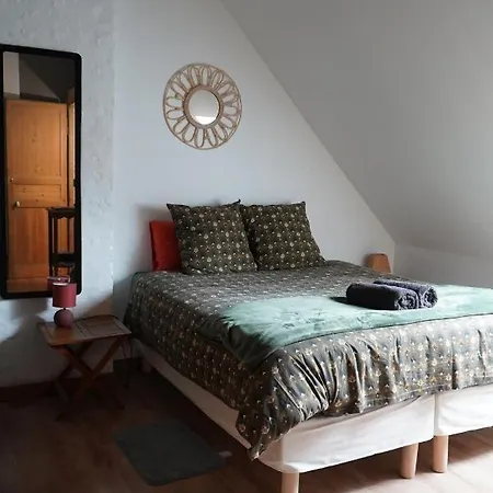 D'hotes Le Carillon Bed & Breakfast *