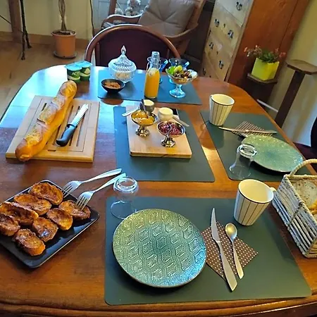 D'hotes Le Carillon Bed and breakfast 4*