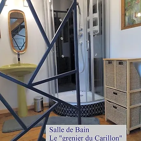 D'hotes Le Carillon Bed and Breakfast Bergues